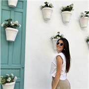 Estudiante de Filología Inglesa dispuesta a enseñar este idioma a personas que cursen primaria, ESO / Bachillerato